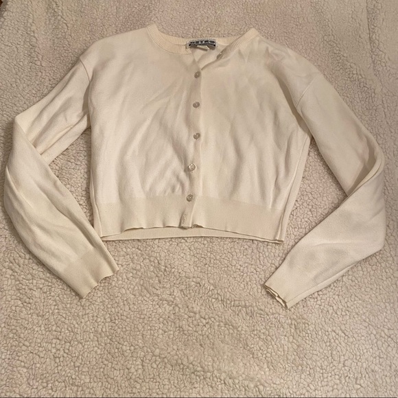 Renaissance Jackets & Blazers - ♥️Retro Cotton Button Sweater♥️
